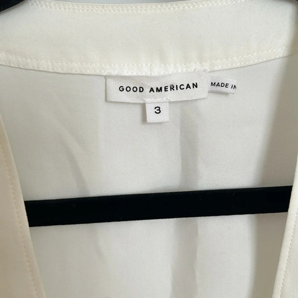 Good American Women's Long Sleeve V-Neck Cross Front Bodysuit Ivory Size 2 - Picture 3 of 7